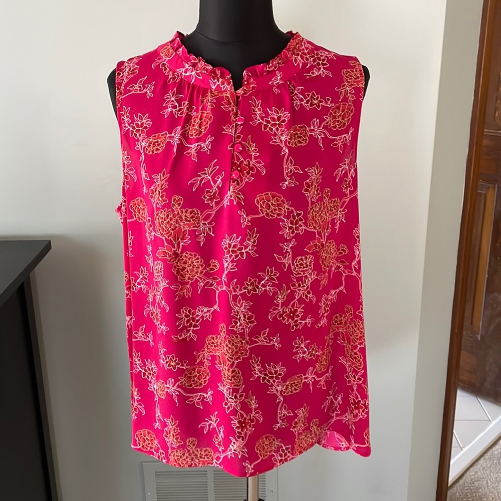 StitchFix sleeveless top